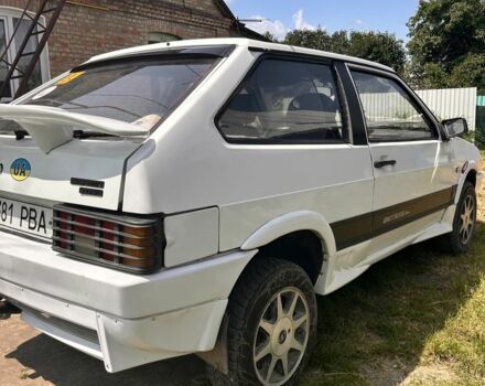 Белый ВАЗ 2108, объемом двигателя 1.5 л и пробегом 80 тыс. км за 1000 $, фото 1 на Automoto.ua