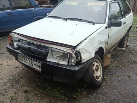 Белый ВАЗ 2108, объемом двигателя 0 л и пробегом 300 тыс. км за 317 $, фото 1 на Automoto.ua