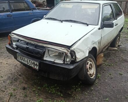 Белый ВАЗ 2108, объемом двигателя 0 л и пробегом 300 тыс. км за 317 $, фото 1 на Automoto.ua