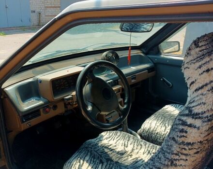 Бежевый ВАЗ 2108, объемом двигателя 1.3 л и пробегом 180 тыс. км за 800 $, фото 3 на Automoto.ua