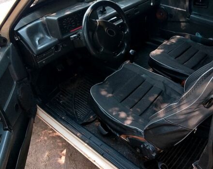 Бежевый ВАЗ 2108, объемом двигателя 1.3 л и пробегом 100 тыс. км за 1100 $, фото 4 на Automoto.ua