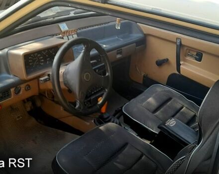 Бежевый ВАЗ 2108, объемом двигателя 1.3 л и пробегом 70 тыс. км за 850 $, фото 1 на Automoto.ua