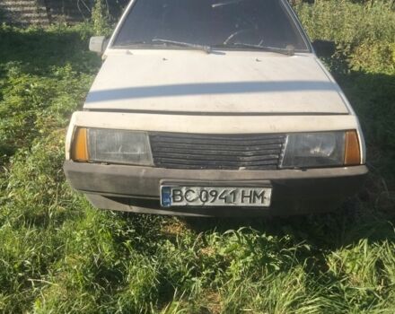 Бежевый ВАЗ 2108, объемом двигателя 1.3 л и пробегом 40 тыс. км за 300 $, фото 1 на Automoto.ua