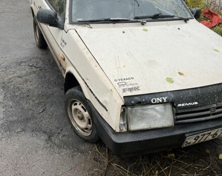 ВАЗ 2108 1987 в Кривом Роге на Automoto.ua Бежевый ВАЗ 2108, объемом двигателя 1.3 л и пробегом 1000 тыс. км за 368 $, фото 5 на Automoto.ua