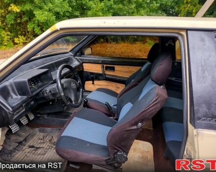 Бежевий ВАЗ 2108, об'ємом двигуна 1.3 л та пробігом 870 тис. км за 850 $, фото 4 на Automoto.ua