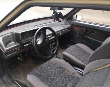 Бежевый ВАЗ 2108, объемом двигателя 1.3 л и пробегом 200 тыс. км за 568 $, фото 6 на Automoto.ua