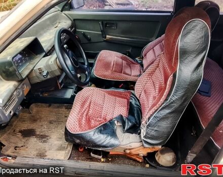 Бежевый ВАЗ 2108, объемом двигателя 1.3 л и пробегом 185 тыс. км за 600 $, фото 6 на Automoto.ua