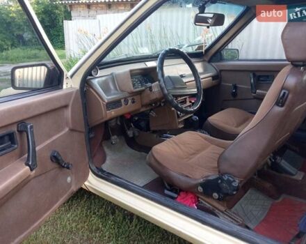Бежевий ВАЗ 2108, об'ємом двигуна 1.3 л та пробігом 300 тис. км за 950 $, фото 6 на Automoto.ua