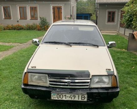 ВАЗ 2108 1988 у Чернівцях на Automoto.ua Бежевий ВАЗ 2108, об'ємом двигуна 1.5 л та пробігом 85 тис. км за 550 $, фото 1 на Automoto.ua