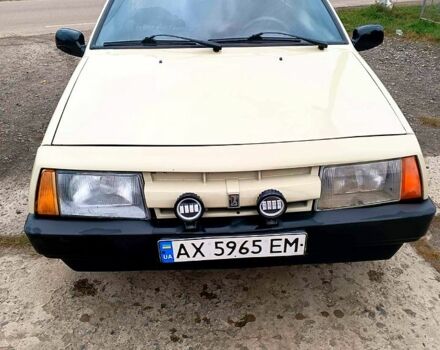 Бежевый ВАЗ 2108, объемом двигателя 1.1 л и пробегом 300 тыс. км за 1400 $, фото 1 на Automoto.ua