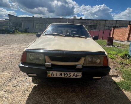 Бежевый ВАЗ 2108, объемом двигателя 0 л и пробегом 1 тыс. км за 600 $, фото 1 на Automoto.ua