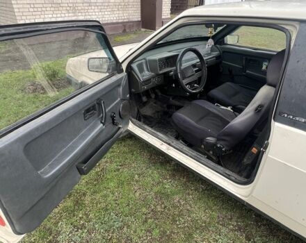 ВАЗ 2108 1994 в Кривом Роге на Automoto.ua Бежевый ВАЗ 2108, объемом двигателя 1.1 л и пробегом 205 тыс. км за 719 $, фото 2 на Automoto.ua