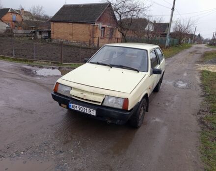Бежевый ВАЗ 2108, объемом двигателя 1.3 л и пробегом 200 тыс. км за 391 $, фото 1 на Automoto.ua