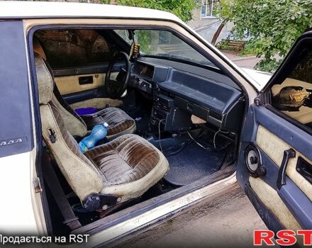 Бежевий ВАЗ 2108, об'ємом двигуна 1.3 л та пробігом 250 тис. км за 580 $, фото 1 на Automoto.ua