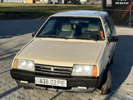 Бежевый ВАЗ 2108, объемом двигателя 1.3 л и пробегом 100 тыс. км за 800 $, фото 1 на Automoto.ua