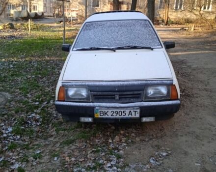 Бежевый ВАЗ 2108, объемом двигателя 1.3 л и пробегом 450 тыс. км за 300 $, фото 1 на Automoto.ua