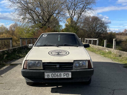 Бежевий ВАЗ 2108, об'ємом двигуна 1.5 л та пробігом 90 тис. км за 750 $, фото 1 на Automoto.ua