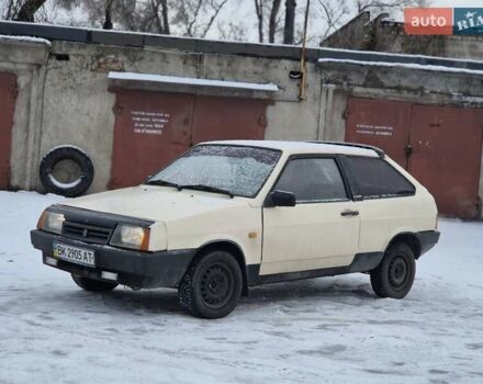 Бежевый ВАЗ 2108, объемом двигателя 1.3 л и пробегом 200 тыс. км за 550 $, фото 1 на Automoto.ua