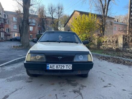 Бежевый ВАЗ 2108, объемом двигателя 1.3 л и пробегом 777 тыс. км за 850 $, фото 1 на Automoto.ua