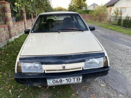 ВАЗ 2108 1987 в Моршин на Automoto.ua Бежевый ВАЗ 2108, объемом двигателя 1.3 л и пробегом 76 тыс. км за 364 $, фото 1 на Automoto.ua