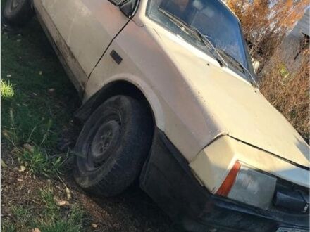 Бежевый ВАЗ 2108, объемом двигателя 1.5 л и пробегом 100 тыс. км за 299 $, фото 1 на Automoto.ua