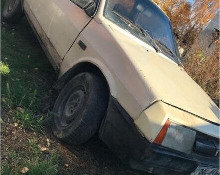 Бежевый ВАЗ 2108, объемом двигателя 1.5 л и пробегом 100 тыс. км за 299 $, фото 1 на Automoto.ua