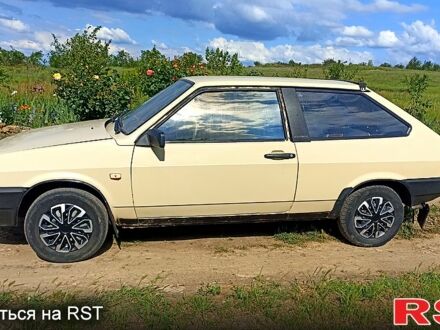 ВАЗ 2108 1988 в Вознесенске на Automoto.ua Бежевый ВАЗ 2108, объемом двигателя 1.3 л и пробегом 0 тыс. км за 999 $, фото 1 на Automoto.ua