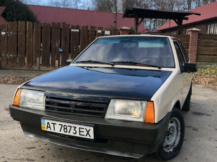 ВАЗ 2108 1989 в Тлумаче на Automoto.ua Бежевый ВАЗ 2108, объемом двигателя 1.3 л и пробегом 350 тыс. км за 700 $, фото 1 на Automoto.ua