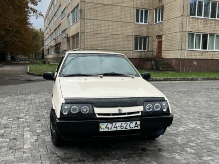 ВАЗ 2108 1992 в Кривом Роге на Automoto.ua Бежевый ВАЗ 2108, объемом двигателя 1.3 л и пробегом 150 тыс. км за 930 $, фото 1 на Automoto.ua
