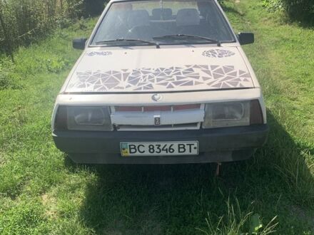 ВАЗ 2108 1992 у Львові на Automoto.ua Бежевий ВАЗ 2108, об'ємом двигуна 1.3 л та пробігом 44 тис. км за 500 $, фото 1 на Automoto.ua
