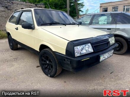 ВАЗ 2108 1992 у Кривому Розі на Automoto.ua Бежевий ВАЗ 2108, об'ємом двигуна 1.5 л та пробігом 0 тис. км за 599 $, фото 1 на Automoto.ua