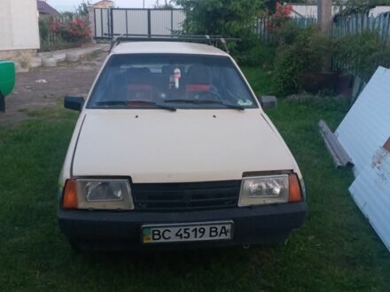 ВАЗ 2108 1999 в Львове на Automoto.ua Бежевый ВАЗ 2108, объемом двигателя 0 л и пробегом 500 тыс. км за 1500 $, фото 1 на Automoto.ua
