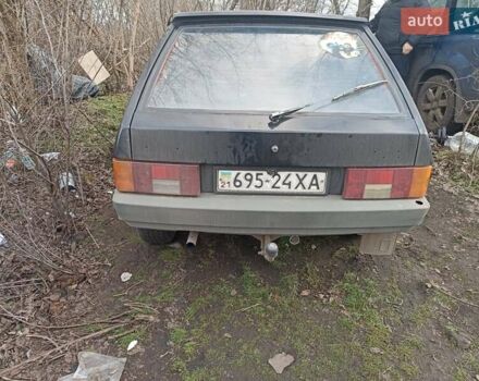 Черный ВАЗ 2108, объемом двигателя 1.5 л и пробегом 90 тыс. км за 1774 $, фото 4 на Automoto.ua