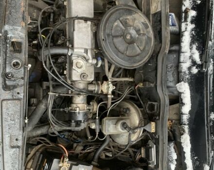 Черный ВАЗ 2108, объемом двигателя 1.5 л и пробегом 300 тыс. км за 473 $, фото 5 на Automoto.ua