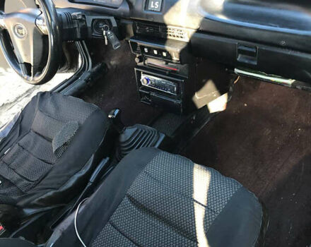 Черный ВАЗ 2108, объемом двигателя 1.3 л и пробегом 300 тыс. км за 1300 $, фото 7 на Automoto.ua