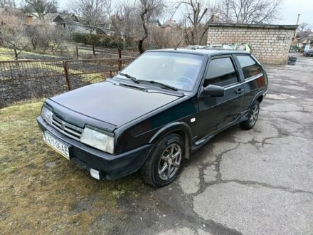 Черный ВАЗ 2108, объемом двигателя 0 л и пробегом 300 тыс. км за 750 $, фото 1 на Automoto.ua