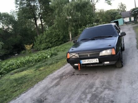 ВАЗ 2108 1990 у Володимир-Волинський на Automoto.ua Чорний ВАЗ 2108, об'ємом двигуна 1.3 л та пробігом 250 тис. км за 700 $, фото 1 на Automoto.ua