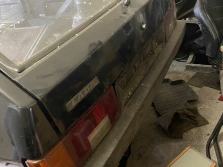 ВАЗ 2108 1992 в Кривом Роге на Automoto.ua Черный ВАЗ 2108, объемом двигателя 1.5 л и пробегом 282 тыс. км за 300 $, фото 1 на Automoto.ua