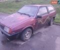 Красный ВАЗ 2108, объемом двигателя 1.3 л и пробегом 300 тыс. км за 597 $, фото 1 на Automoto.ua