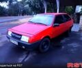 Красный ВАЗ 2108, объемом двигателя 1.3 л и пробегом 200 тыс. км за 800 $, фото 1 на Automoto.ua