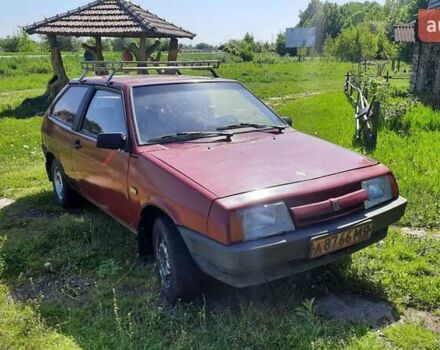 Красный ВАЗ 2108, объемом двигателя 1.5 л и пробегом 250 тыс. км за 400 $, фото 2 на Automoto.ua