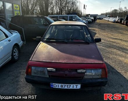 Красный ВАЗ 2108, объемом двигателя 1.3 л и пробегом 222 тыс. км за 750 $, фото 1 на Automoto.ua