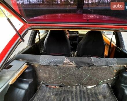 ВАЗ 2108 1986 в Никополе на Automoto.ua Красный ВАЗ 2108, объемом двигателя 1.3 л и пробегом 230 тыс. км за 1200 $, фото 3 на Automoto.ua
