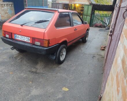 Красный ВАЗ 2108, объемом двигателя 1.3 л и пробегом 250 тыс. км за 1200 $, фото 4 на Automoto.ua