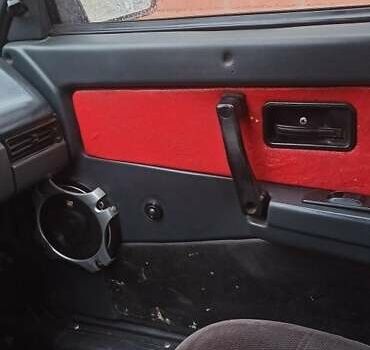 ВАЗ 2108 1987 у Харкові на Automoto.ua Червоний ВАЗ 2108, об'ємом двигуна 1.5 л та пробігом 100 тис. км за 800 $, фото 2 на Automoto.ua