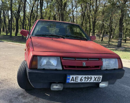ВАЗ 2108 1987 в Кривом Роге на Automoto.ua Красный ВАЗ 2108, объемом двигателя 1.3 л и пробегом 240 тыс. км за 1600 $, фото 1 на Automoto.ua