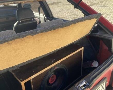 Красный ВАЗ 2108, объемом двигателя 1.3 л и пробегом 100 тыс. км за 741 $, фото 3 на Automoto.ua