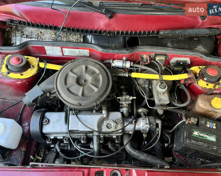 Красный ВАЗ 2108, объемом двигателя 1.3 л и пробегом 213 тыс. км за 1250 $, фото 4 на Automoto.ua