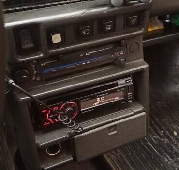 ВАЗ 2108 1987 у Харкові на Automoto.ua Червоний ВАЗ 2108, об'ємом двигуна 1.5 л та пробігом 100 тис. км за 800 $, фото 3 на Automoto.ua