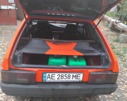 Красный ВАЗ 2108, объемом двигателя 1 л и пробегом 300 тыс. км за 1095 $, фото 5 на Automoto.ua